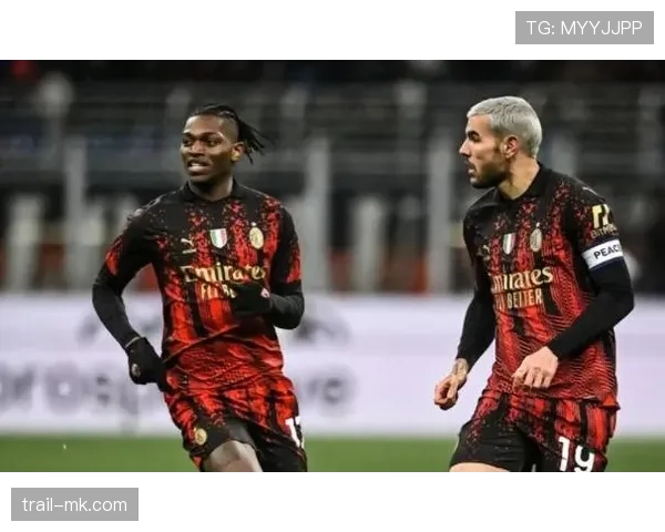 那不勒斯边路进攻持续提升，战术体系展现清晰走势